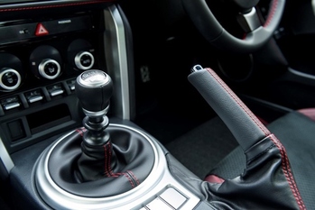 2020年,海外高級車メーカー,電気自動車・PHV