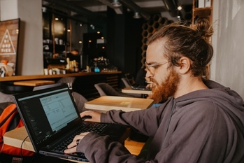 ギグエコノミー,働き方,変わる