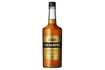 「I.W. ハーパー ゴールドメダル」のボトルデザインがリニューアル