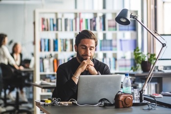 米国経済は貿易政策の不確実性にもかかわらず底堅い