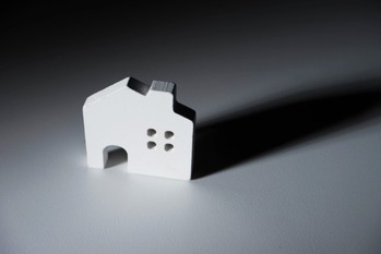 物件での事故はどんな場合に・いつまで告知義務がある？投資上の注意点は？