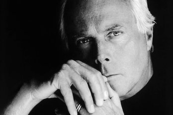 ジョルジオ・アルマーニ追悼　「下請けのイタリア」を「世界のモード大国」へと導いた「帝王」の計り知れない功績