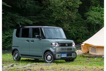 【最新モデルガイド】プライベート「ふらっとテラス」標準装備。待望のアウトドア仕様、ホンダN-BOX Joyのプチ贅沢気分