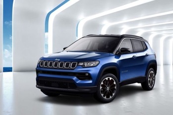 ジープ特別仕様車「コンパス・ロンジチュード4×4」限定台数にてデビュー