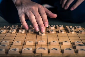 将棋・最年少名人記録更新時に見る景気局面