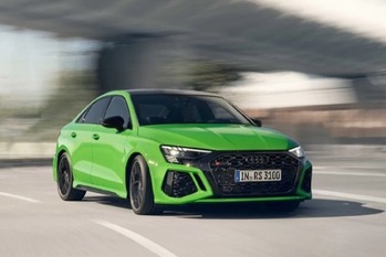 新型アウディRS3スポーツバック／RS3セダンが待望の日本デビュー