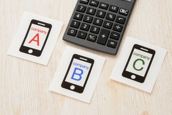 携帯料金の価格戦争勃発　ドコモ、KDDI、ソフトバンク各社の戦略は