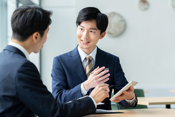仕事もお金も情報も手に入れる 人づきあいの戦略書
