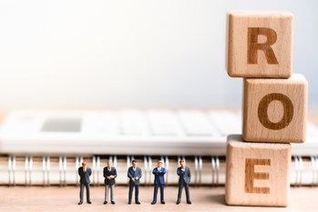 ROEが高い企業の特徴は？指標の見方や投資時の活用法