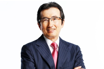 セールスフォース・ドットコム,小出伸一