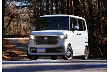 【クルマの通知表】販売絶好調、日本のベストセラー、ホンダN-BOXの強みと弱点をズバリ検証！