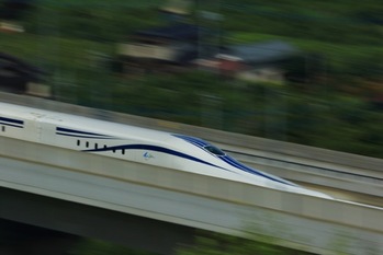 高速リニア開発,日本,中国