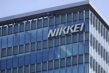 日経、購読料引き上げで朝日・毎日との横並び解消｜残る産経はどうする？