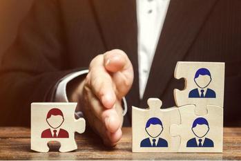 銀行,業務削減,IT