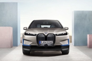 BMW,iX