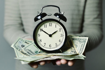 若い頃,年を取ってから,1,000万円,価値