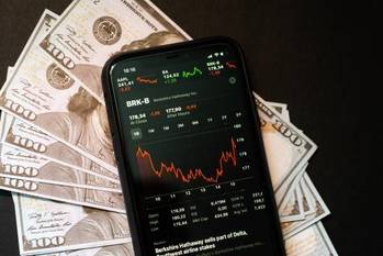 「株価下落はいつまで続く？」投資の格言と指標から考える下落相場の判断ポイント