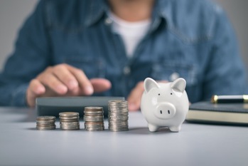 退職金共済はいつ・いくらもらえる？支給額の決まり方と目安を紹介