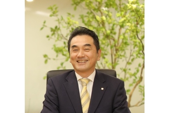 フォーバル【8275・プライム】中小企業向けに経営課題解決をサポート　「アイコンサービス」4万2000社が導入