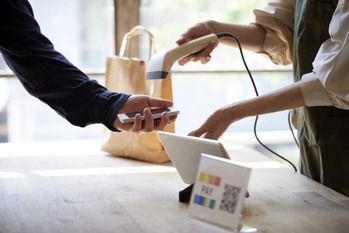 「キャッシュレス化」の現在地　日本の普及度は？メリットとデメリットを解説