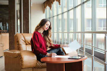 エポスカード,ゴールドラウンジ