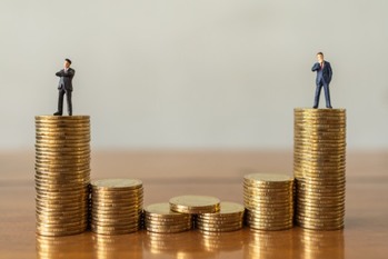 退職金にかかる税金の計算方法は?確定拠出年金を受け取る際の注意点も解説