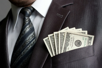 富裕層,お金,使い方