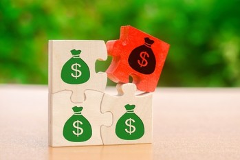 つみたてNISA（積立NISA）の手数料を徹底比較！おすすめの証券会社と投資信託もご紹介