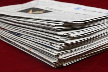 活字離れで休・廃刊が加速の紙メディア　デジタル化も「波高し」