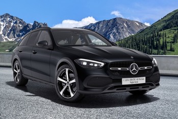 メルセデス・ベンツ・Cクラスのクロスオーバーモデルに初の特別仕様車「ナイトスタイル」を設定