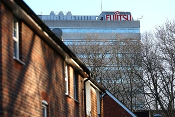 郵便局冤罪スキャンダルを引き起こした富士通英子会社は買収企業