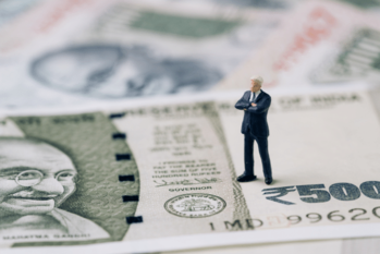 プライベートバンクの顧客になるには、いくらの資産が必要か？