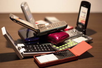 スマートフォンは料金が高い