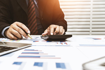 貸し倒れを損金算入できる3つのケース｜初心者でもわかる貸倒損失の要件