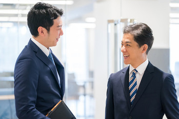 褒める
