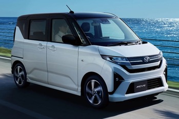 リアにスライドドアを採用した第7世代の新型ダイハツ・ムーヴが待望の市場デビュー