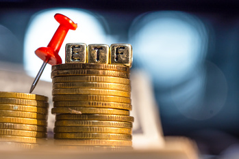 金ETFは人気の安全資産。確認すべきは「現物の裏付け」