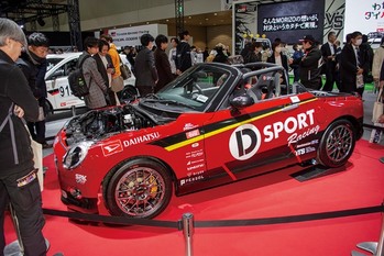 【人とクルマの物語】自動車ライター、西川淳氏がフェラーリを買うと決心し、今日までクルマ趣味を実践する究極のライフスタイル