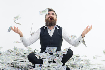 地球No.1の高所得者は誰だ！？富裕層ランキング最新版