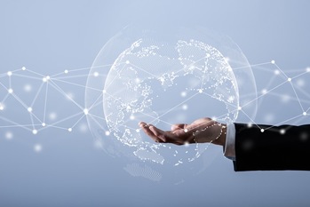 【連載】保険×DX～社会との共通価値創造（CSV）に向けて～③　あいおいニッセイ同和損保が描く「未来」とグローバルに展開するCSV×DXストーリー