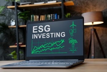 世界で広がるESG規制　投資への影響は？