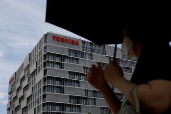 もっと早く上場廃止を決断していれば…東芝TOBの「自業自得」