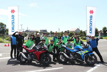 ビギナーライダー必見！基本操作が楽しく学べる「U30スズキセイフティスクール」