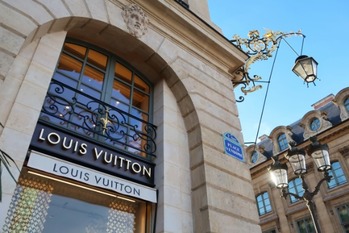 LVMH、ケリング、エルメス、ラグジュアリー株は安泰？値上がり率を検証