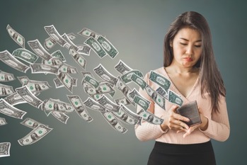お金が減る