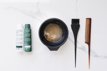 「日本人に多い毛染めアレルギー、実はこんなに危険です」皮膚科医・横井彩先生の彩肌通信第8回