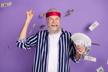 「一人ひとりが裕福な国・地域ランキング」GDP世界3位日本は何位？