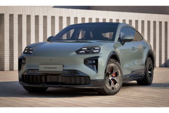 フル電動パワートレインを搭載したBEVモデルのポルシェ・カイエン・クーペが日本デビュー