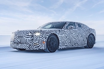 ジャガーの新世代4ドアGTのプロトタイプが北極圏でウィンターテストを敢行