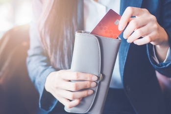 結局のところ、税金のクレカ払いは得なのか損なのか？